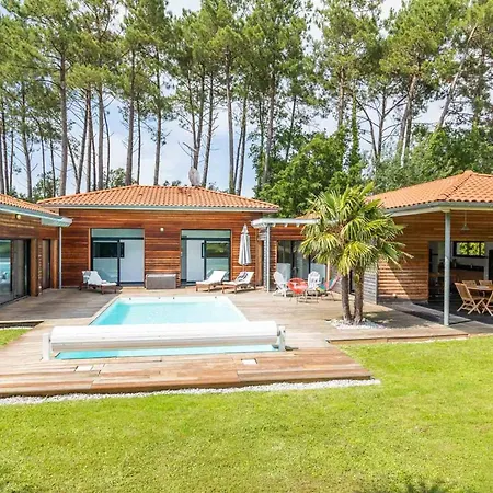 D'exception Pour 10 Pers Avec Piscine Chauffee Et Parking Prive A - Fr-1-791-28 *